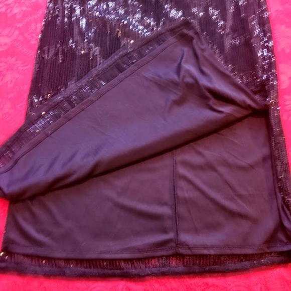 Adrianna Papell Halter Pleated Sequin Dress - Picture 7 of 7